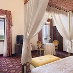 Hotel Lecchi Wellness 4*
