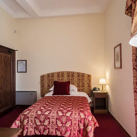Lecchi Wellness Hotel 4*