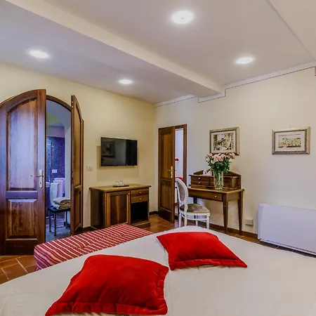 Hotel Lecchi Wellness 4*
