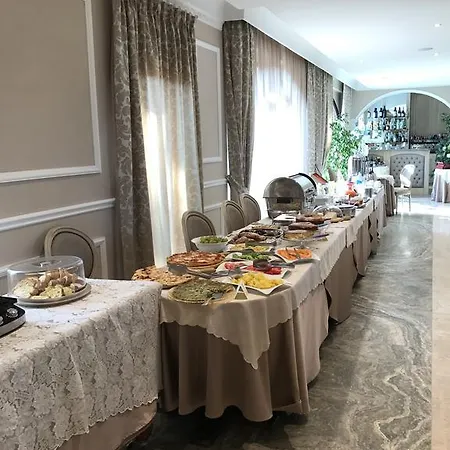 호텔 Lecchi Wellness 콜레 발델사